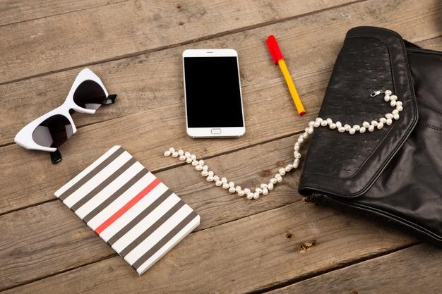 Na czym polega urzekający styl glamour?