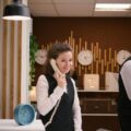 Jak wygląda praca na recepcji w hotelu na co dzień?