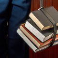 Jak napisać hipotezę do pracy licencjackiej, żeby zainteresować czytelnika?